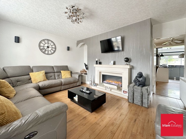Images for Greenside Drive, Irlam, M44 EAID:3405264228 BID:2714ea13-4875-41c2-9250-130c9b5cb2ff
