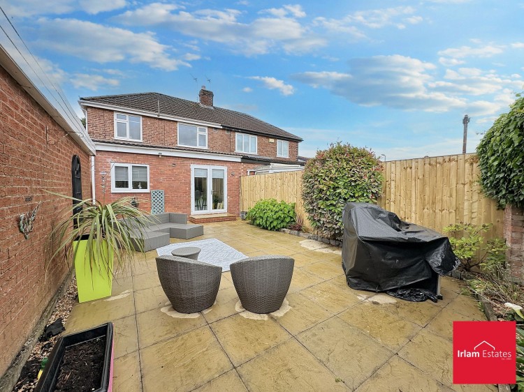 Images for Laburnum Avenue, Eccles, M30 EAID:3405264228 BID:2714ea13-4875-41c2-9250-130c9b5cb2ff