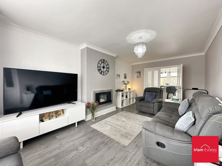 Images for Laburnum Avenue, Eccles, M30 EAID:3405264228 BID:2714ea13-4875-41c2-9250-130c9b5cb2ff