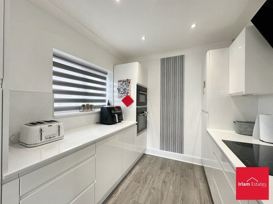 Images for Laburnum Avenue, Eccles, M30 EAID:3405264228 BID:2714ea13-4875-41c2-9250-130c9b5cb2ff