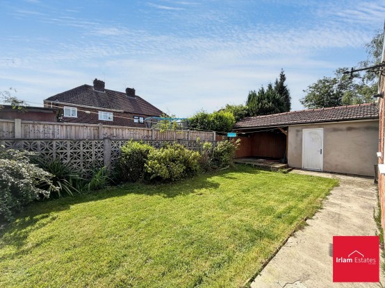 Images for Brook Grove, Irlam, M44 EAID:3405264228 BID:2714ea13-4875-41c2-9250-130c9b5cb2ff