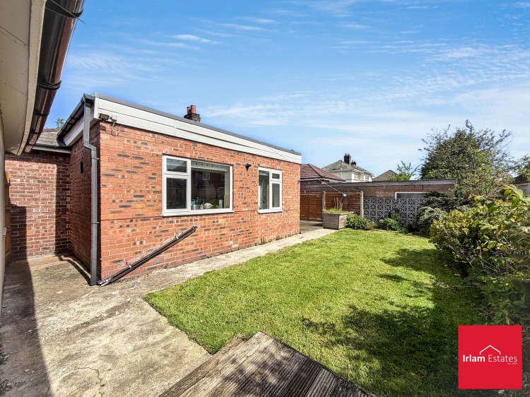 Images for Brook Grove, Irlam, M44 EAID:3405264228 BID:2714ea13-4875-41c2-9250-130c9b5cb2ff