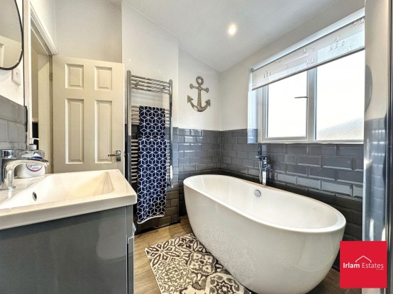 Images for Bankfield Avenue, Cadishead, M44 EAID:3405264228 BID:2714ea13-4875-41c2-9250-130c9b5cb2ff