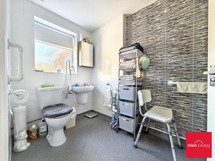 Images for Woodlands Avenue, Irlam, M44 EAID:3405264228 BID:2714ea13-4875-41c2-9250-130c9b5cb2ff