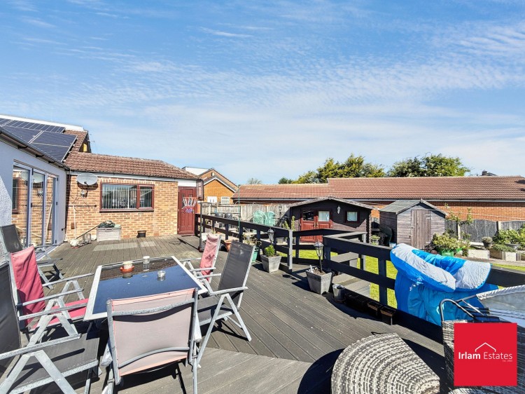 Images for Woodlands Avenue, Irlam, M44 EAID:3405264228 BID:2714ea13-4875-41c2-9250-130c9b5cb2ff