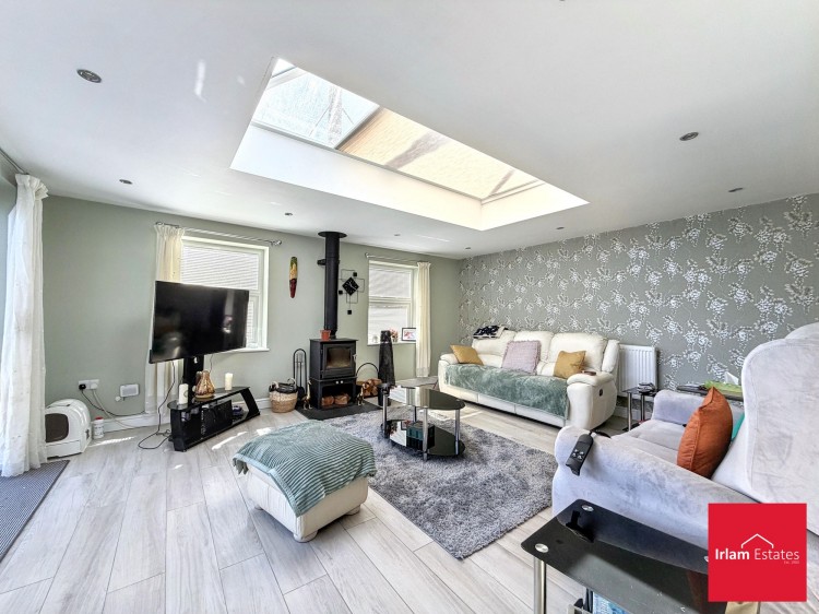Images for Woodlands Avenue, Irlam, M44 EAID:3405264228 BID:2714ea13-4875-41c2-9250-130c9b5cb2ff