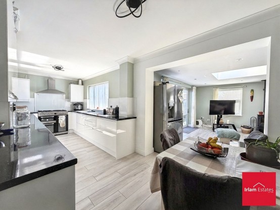 Images for Woodlands Avenue, Irlam, M44 EAID:3405264228 BID:2714ea13-4875-41c2-9250-130c9b5cb2ff