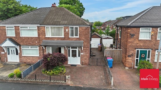 Images for Broadway, Irlam, M44 EAID:3405264228 BID:2714ea13-4875-41c2-9250-130c9b5cb2ff