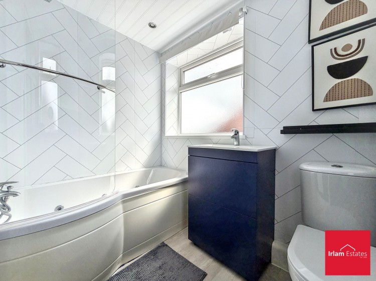 Images for Rose Avenue, Irlam, M44 EAID:3405264228 BID:2714ea13-4875-41c2-9250-130c9b5cb2ff
