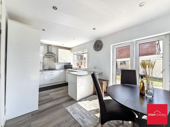 Images for Rose Avenue, Irlam, M44 EAID:3405264228 BID:2714ea13-4875-41c2-9250-130c9b5cb2ff