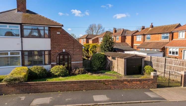 Images for Lyndon Road, Irlam, M44 EAID:3405264228 BID:2714ea13-4875-41c2-9250-130c9b5cb2ff