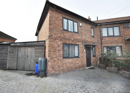 Images for Victory Road, Cadishead, M44 EAID:3405264228 BID:2714ea13-4875-41c2-9250-130c9b5cb2ff