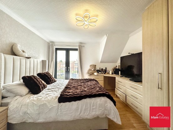 Images for Wardley Hall Lane, Worsley, M28 EAID:3405264228 BID:2714ea13-4875-41c2-9250-130c9b5cb2ff