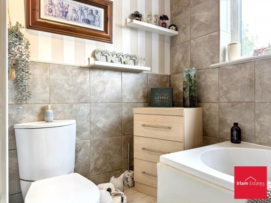 Images for Bradburn Road, Irlam, M44 EAID:3405264228 BID:2714ea13-4875-41c2-9250-130c9b5cb2ff