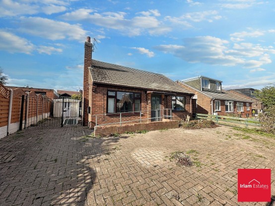 Images for Ratcliffe Avenue, Irlam, M44 EAID:3405264228 BID:2714ea13-4875-41c2-9250-130c9b5cb2ff