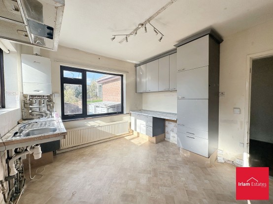 Images for Ratcliffe Avenue, Irlam, M44 EAID:3405264228 BID:2714ea13-4875-41c2-9250-130c9b5cb2ff