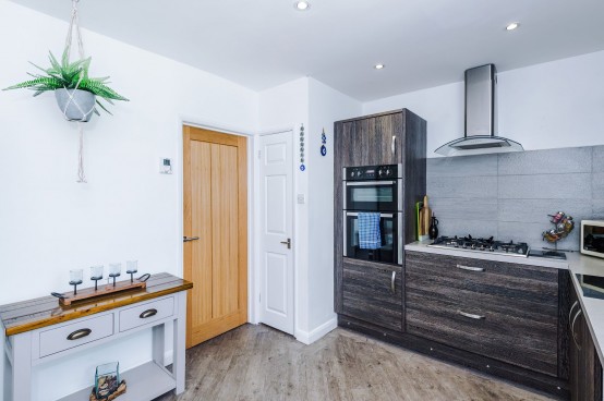 Images for Sandiway, Irlam, M44 EAID:3405264228 BID:2714ea13-4875-41c2-9250-130c9b5cb2ff