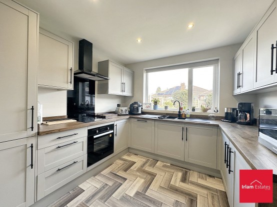 Images for Radford Drive, Irlam, M44 EAID:3405264228 BID:2714ea13-4875-41c2-9250-130c9b5cb2ff