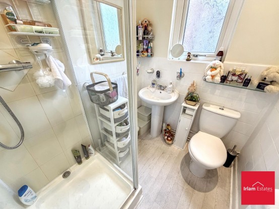 Images for Gleaves Road, Eccles, M30 EAID:3405264228 BID:2714ea13-4875-41c2-9250-130c9b5cb2ff