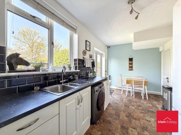 Images for The Crescent, Irlam, M44 EAID:3405264228 BID:2714ea13-4875-41c2-9250-130c9b5cb2ff