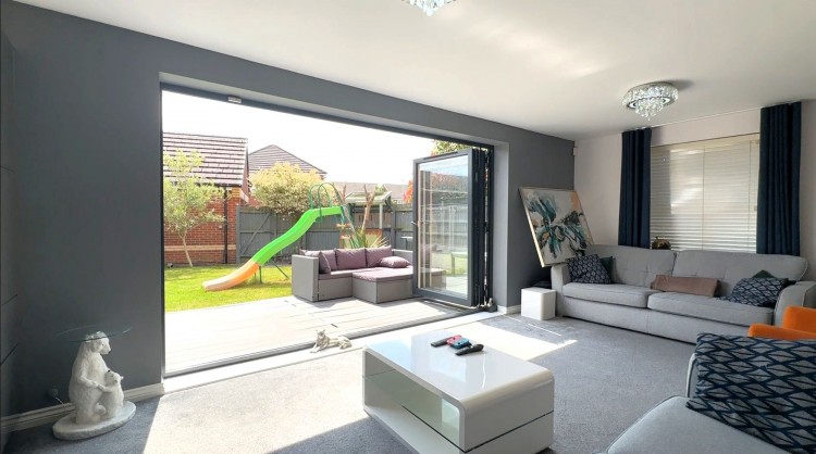 Images for Roseway Avenue, Cadishead, M44 EAID:3405264228 BID:2714ea13-4875-41c2-9250-130c9b5cb2ff