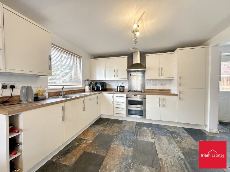 Images for Roseway Avenue, Cadishead, M44 EAID:3405264228 BID:2714ea13-4875-41c2-9250-130c9b5cb2ff