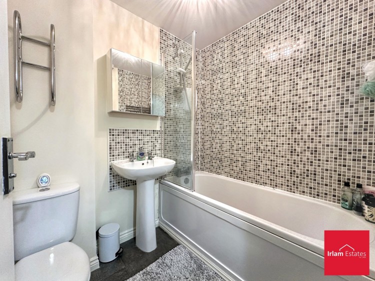 Images for Roseway Avenue, Cadishead, M44 EAID:3405264228 BID:2714ea13-4875-41c2-9250-130c9b5cb2ff