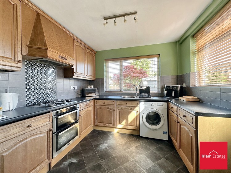 Images for Springfield Lane, Irlam, M44 EAID:3405264228 BID:2714ea13-4875-41c2-9250-130c9b5cb2ff