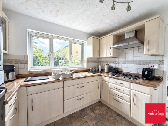 Images for Broomehouse Avenue, Irlam, M44 EAID:3405264228 BID:2714ea13-4875-41c2-9250-130c9b5cb2ff