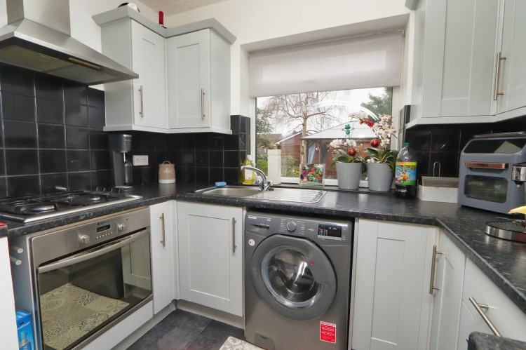 Images for Elsinore Avenue, Irlam, M44 EAID:3405264228 BID:2714ea13-4875-41c2-9250-130c9b5cb2ff