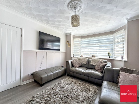 Images for Wentworth Avenue, Irlam, M44 EAID:3405264228 BID:2714ea13-4875-41c2-9250-130c9b5cb2ff