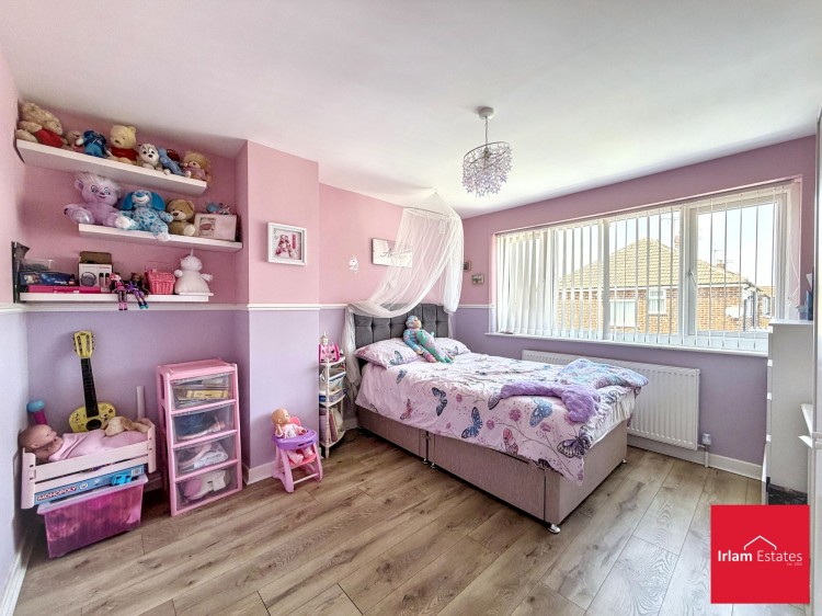 Images for Wentworth Avenue, Irlam, M44 EAID:3405264228 BID:2714ea13-4875-41c2-9250-130c9b5cb2ff