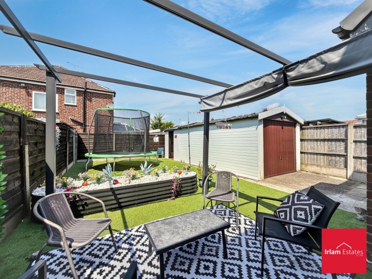 Images for Wentworth Avenue, Irlam, M44 EAID:3405264228 BID:2714ea13-4875-41c2-9250-130c9b5cb2ff