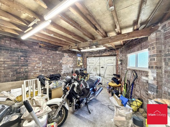 Images for Glazebrook Lane, Glazebrook, WA3 EAID:3405264228 BID:2714ea13-4875-41c2-9250-130c9b5cb2ff