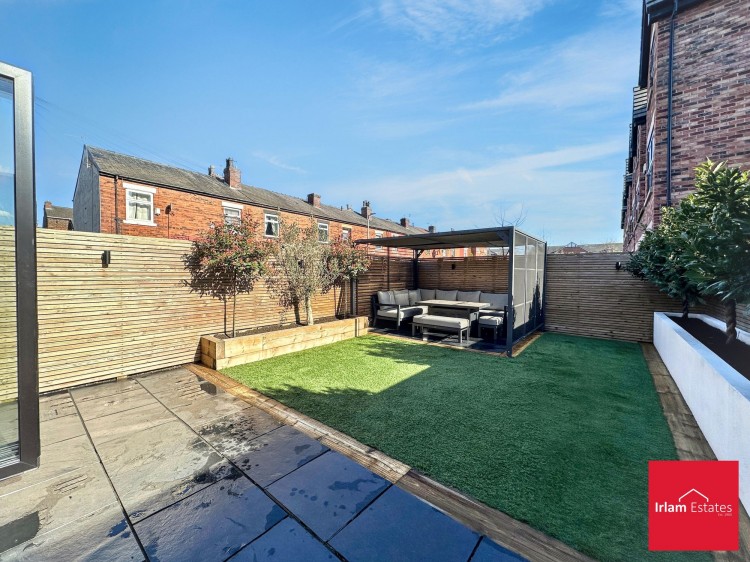 Images for Lansdowne Road, Eccles, M30 EAID:3405264228 BID:2714ea13-4875-41c2-9250-130c9b5cb2ff