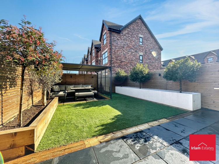 Images for Lansdowne Road, Eccles, M30 EAID:3405264228 BID:2714ea13-4875-41c2-9250-130c9b5cb2ff