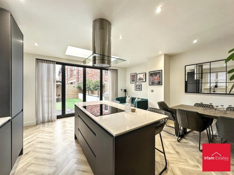 Images for Lansdowne Road, Eccles, M30 EAID:3405264228 BID:2714ea13-4875-41c2-9250-130c9b5cb2ff