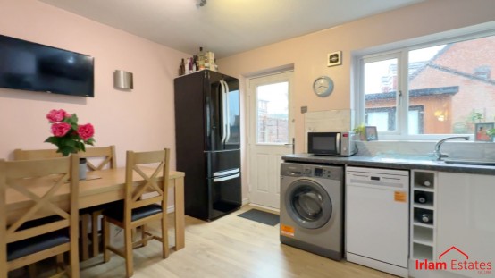 Images for Montonmill Gardens, Eccles, M30 EAID:3405264228 BID:2714ea13-4875-41c2-9250-130c9b5cb2ff