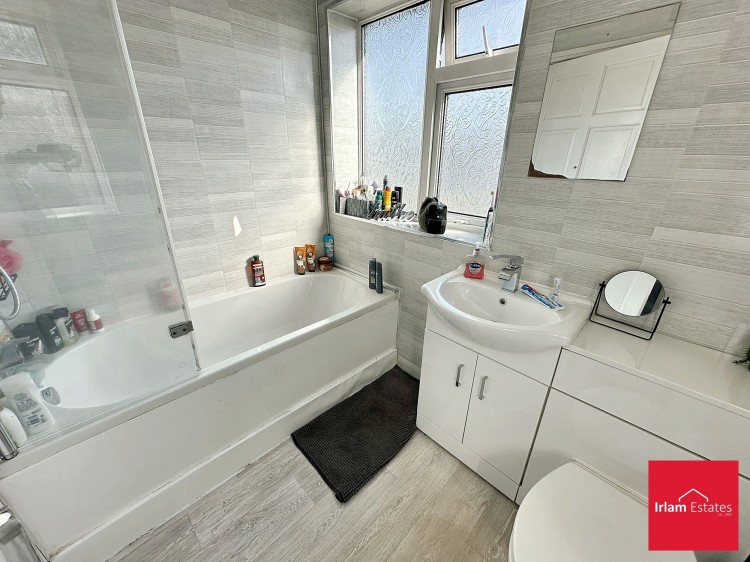 Images for Rose Avenue, Irlam, M44 EAID:3405264228 BID:2714ea13-4875-41c2-9250-130c9b5cb2ff