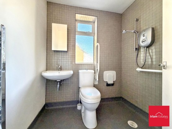 Images for Liverpool Road, Irlam, M44 EAID:3405264228 BID:2714ea13-4875-41c2-9250-130c9b5cb2ff