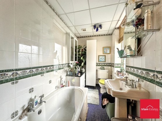 Images for Liverpool Road, Eccles, M30 EAID:3405264228 BID:2714ea13-4875-41c2-9250-130c9b5cb2ff