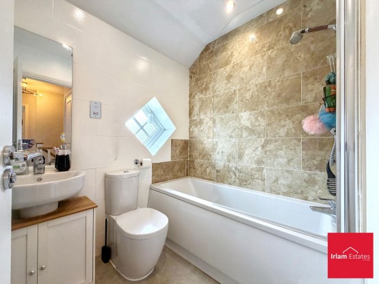 Images for Roseway Avenue, Cadishead, M44 EAID:3405264228 BID:2714ea13-4875-41c2-9250-130c9b5cb2ff