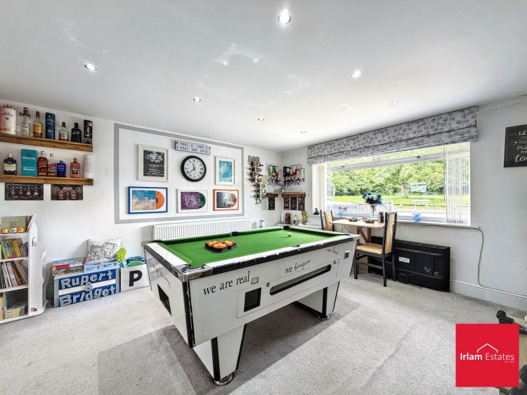 Images for Glazebrook Lane, Glazebrook, WA3 EAID:3405264228 BID:2714ea13-4875-41c2-9250-130c9b5cb2ff