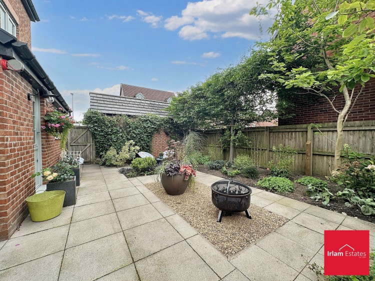 Images for Mona Way, Irlam, M44 EAID:3405264228 BID:2714ea13-4875-41c2-9250-130c9b5cb2ff