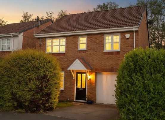 Images for Townsgate Way, Irlam, M44 EAID:3405264228 BID:2714ea13-4875-41c2-9250-130c9b5cb2ff