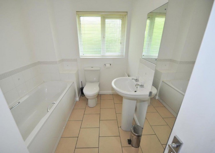 Images for Townsgate Way, Irlam, M44 EAID:3405264228 BID:2714ea13-4875-41c2-9250-130c9b5cb2ff