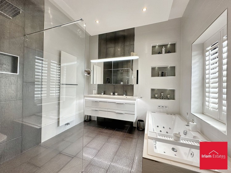 Images for Barton Road, Worsley, M28 EAID:3405264228 BID:2714ea13-4875-41c2-9250-130c9b5cb2ff