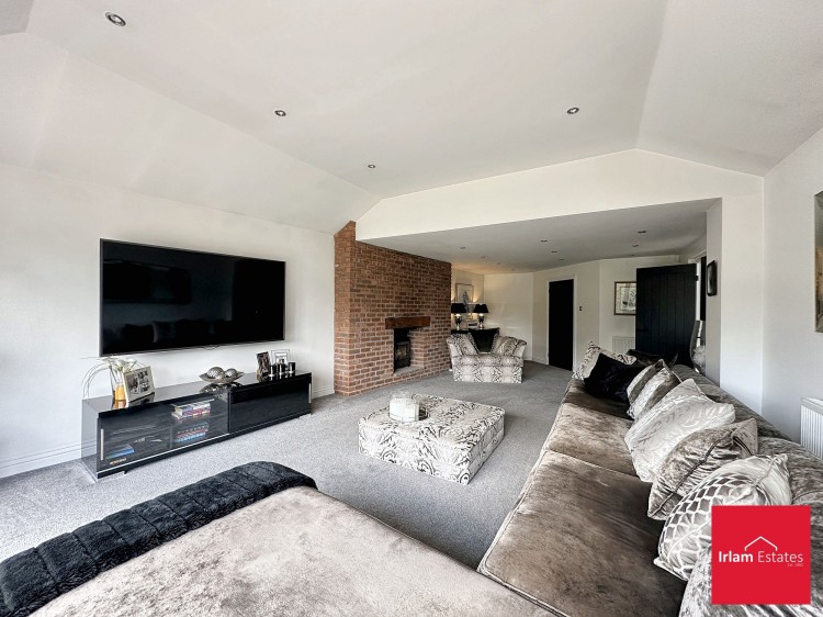 Images for Barton Road, Worsley, M28 EAID:3405264228 BID:2714ea13-4875-41c2-9250-130c9b5cb2ff
