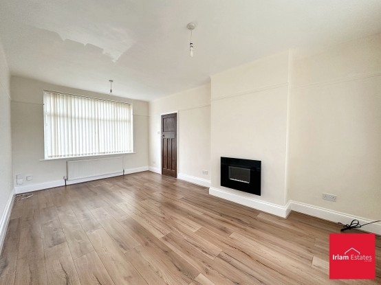 Images for Silverdale Avenue, Irlam, M44 EAID:3405264228 BID:2714ea13-4875-41c2-9250-130c9b5cb2ff