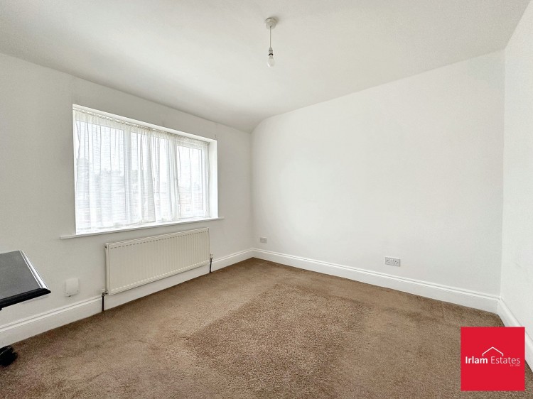 Images for Silverdale Avenue, Irlam, M44 EAID:3405264228 BID:2714ea13-4875-41c2-9250-130c9b5cb2ff